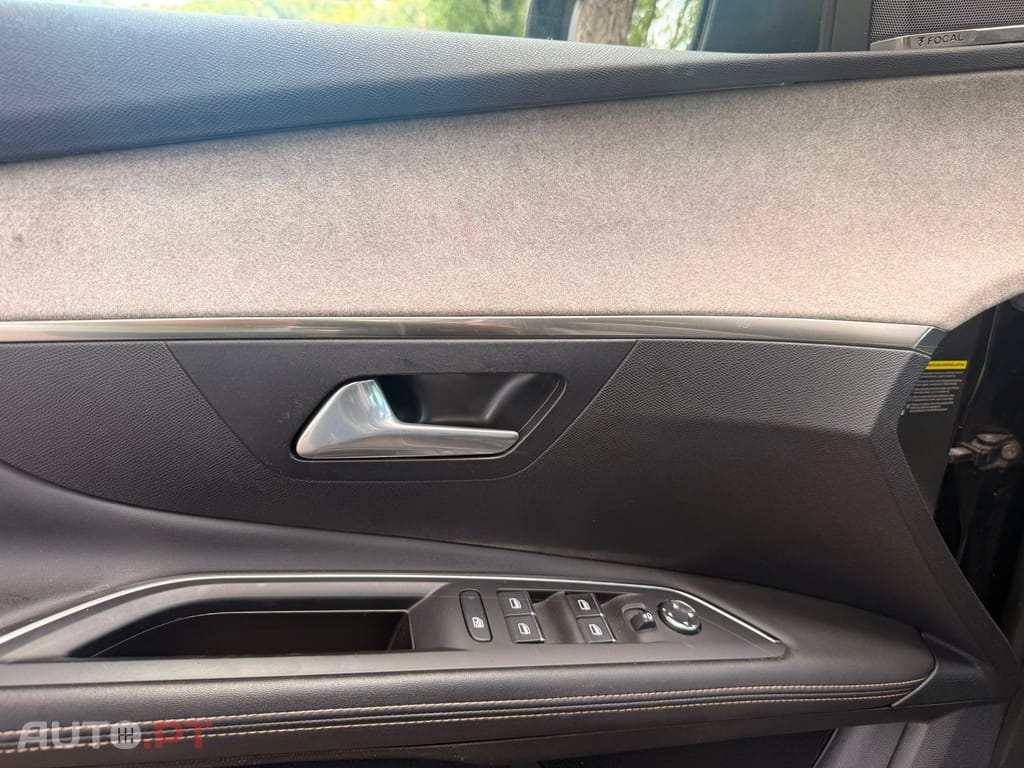 Peugeot 3008 1.6 Hybrid GT Pack e-EAT8