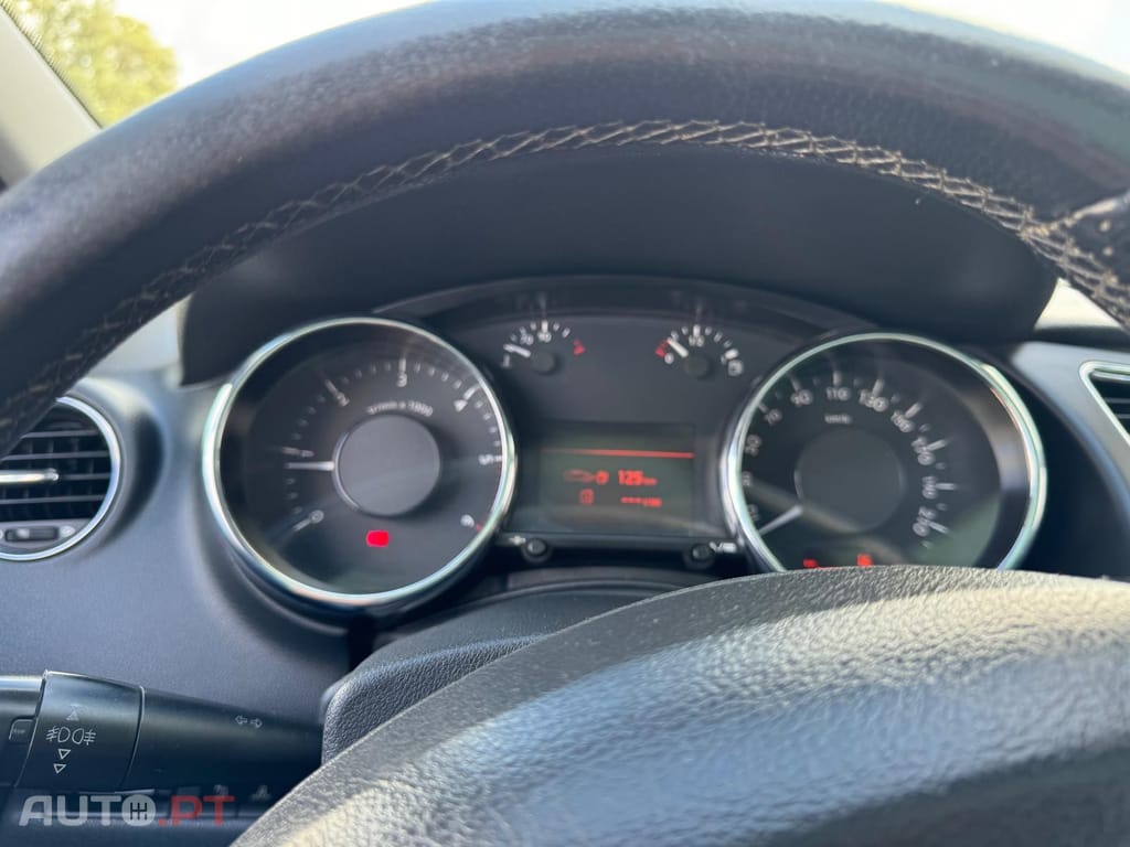 Peugeot 3008 1.6 HDi Premium