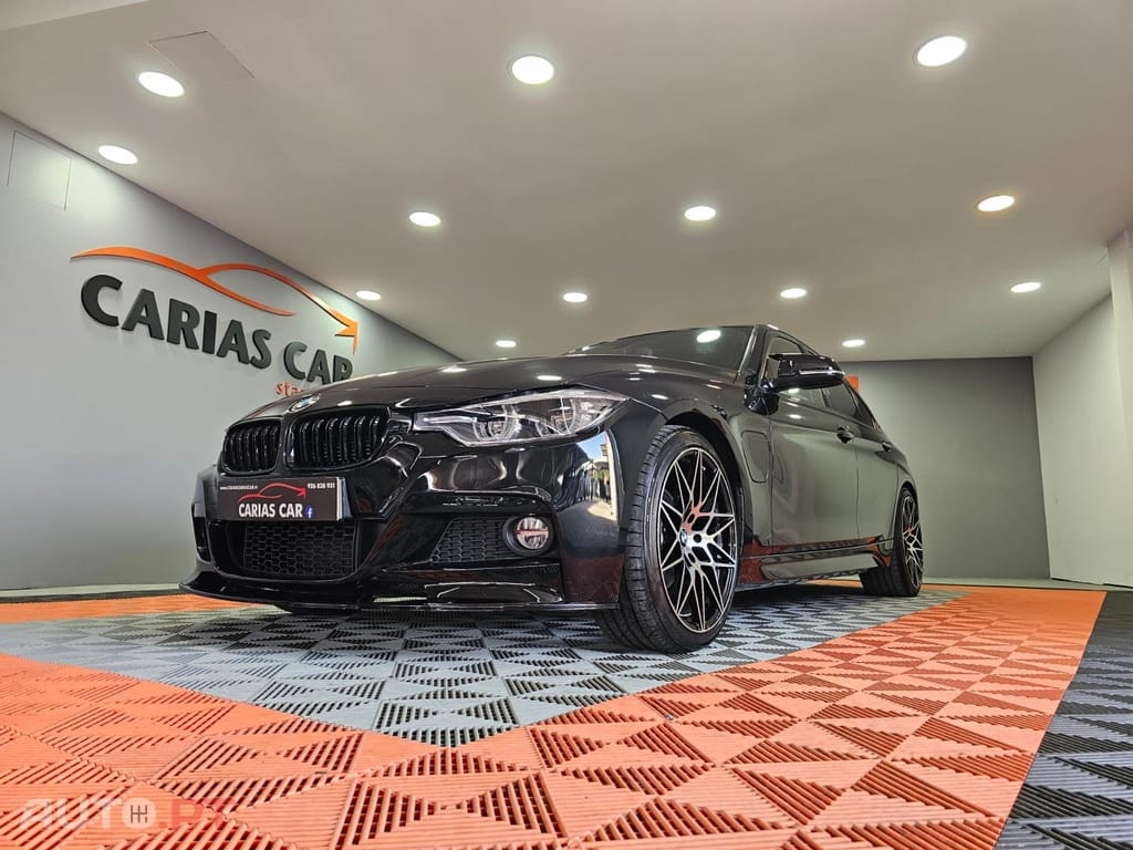 BMW 330 iPerformance Pack M