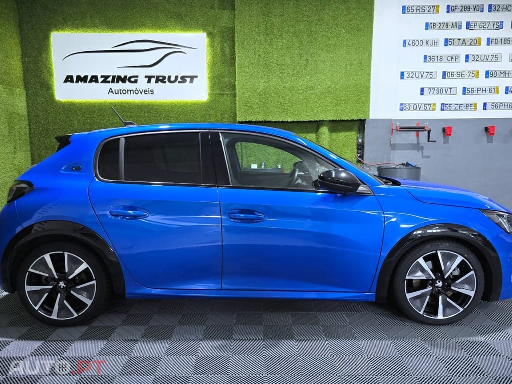Peugeot E-208 50 kWh GT Line