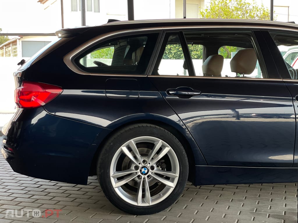BMW 320 d Touring Line Luxury Auto