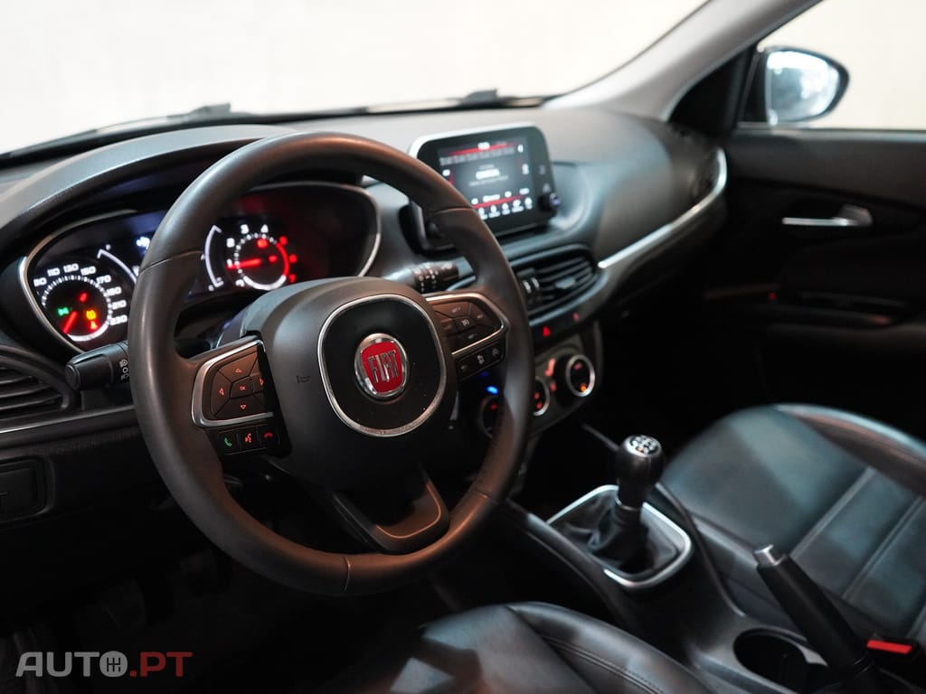 Fiat Tipo 1.3 M-Jet Lounge