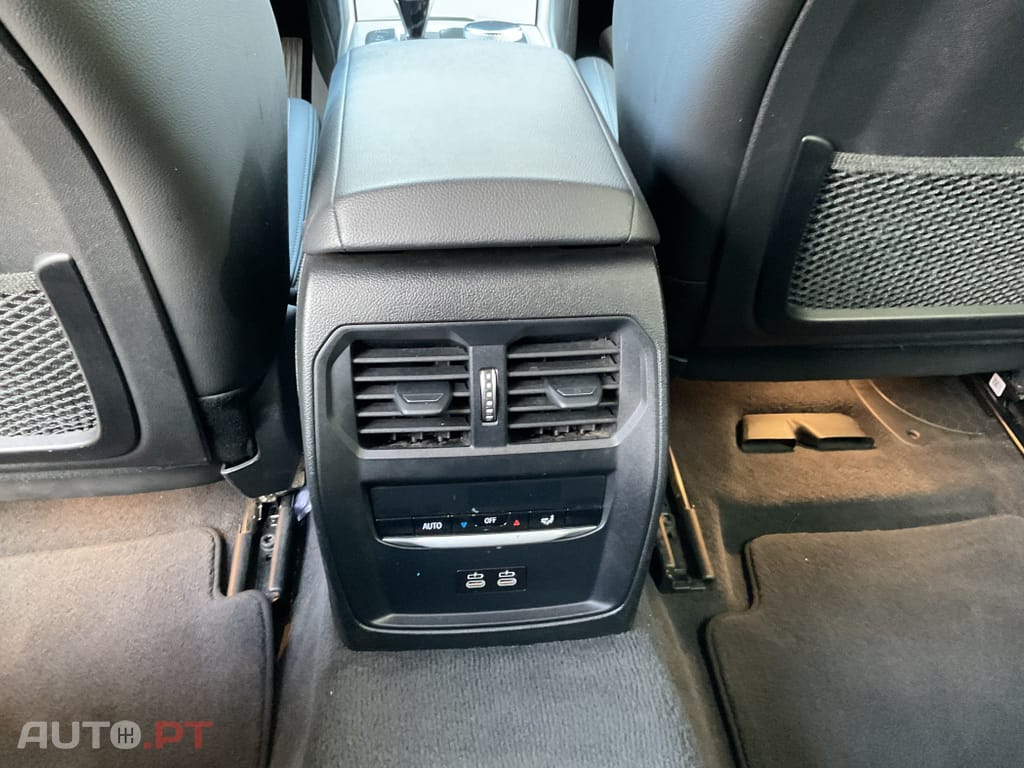 BMW 320 e Touring Line Sport Auto