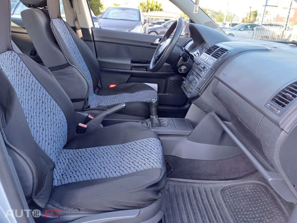 Volkswagen Polo 1.2 Confortline