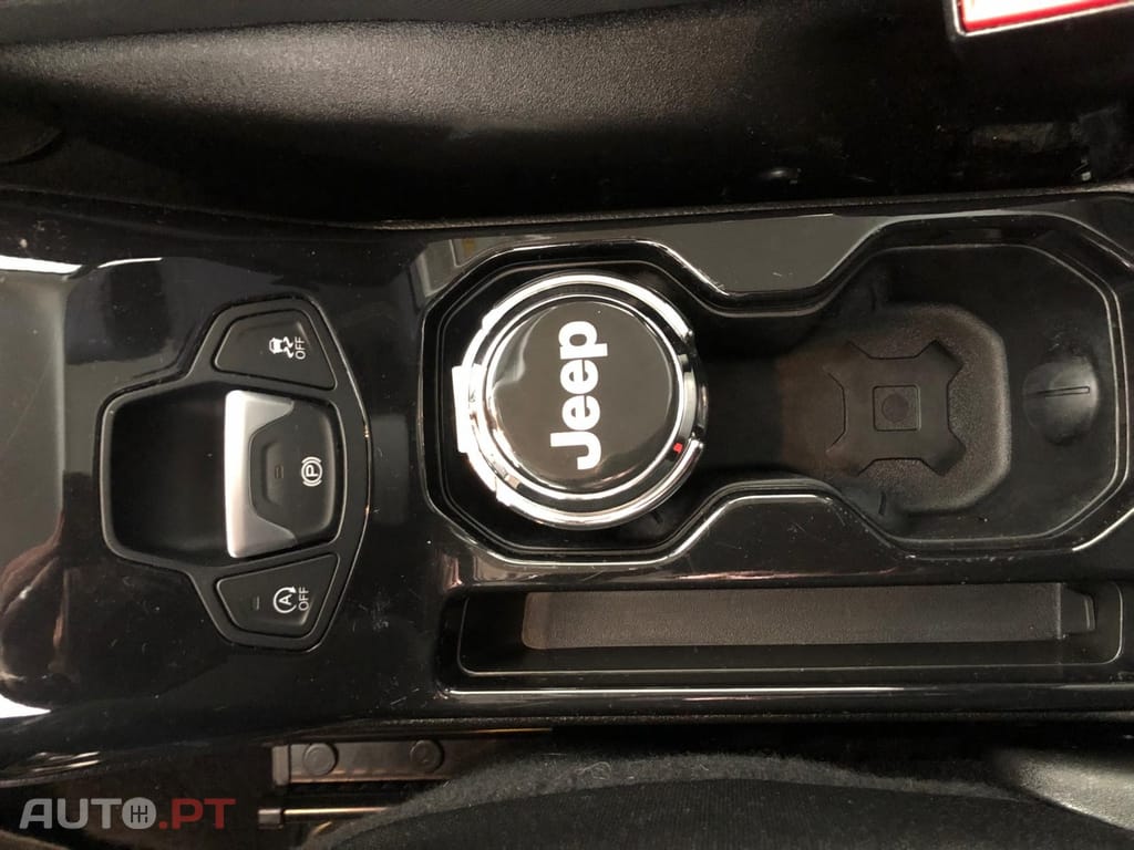 Jeep Renegade 1.0 T Night Eagle