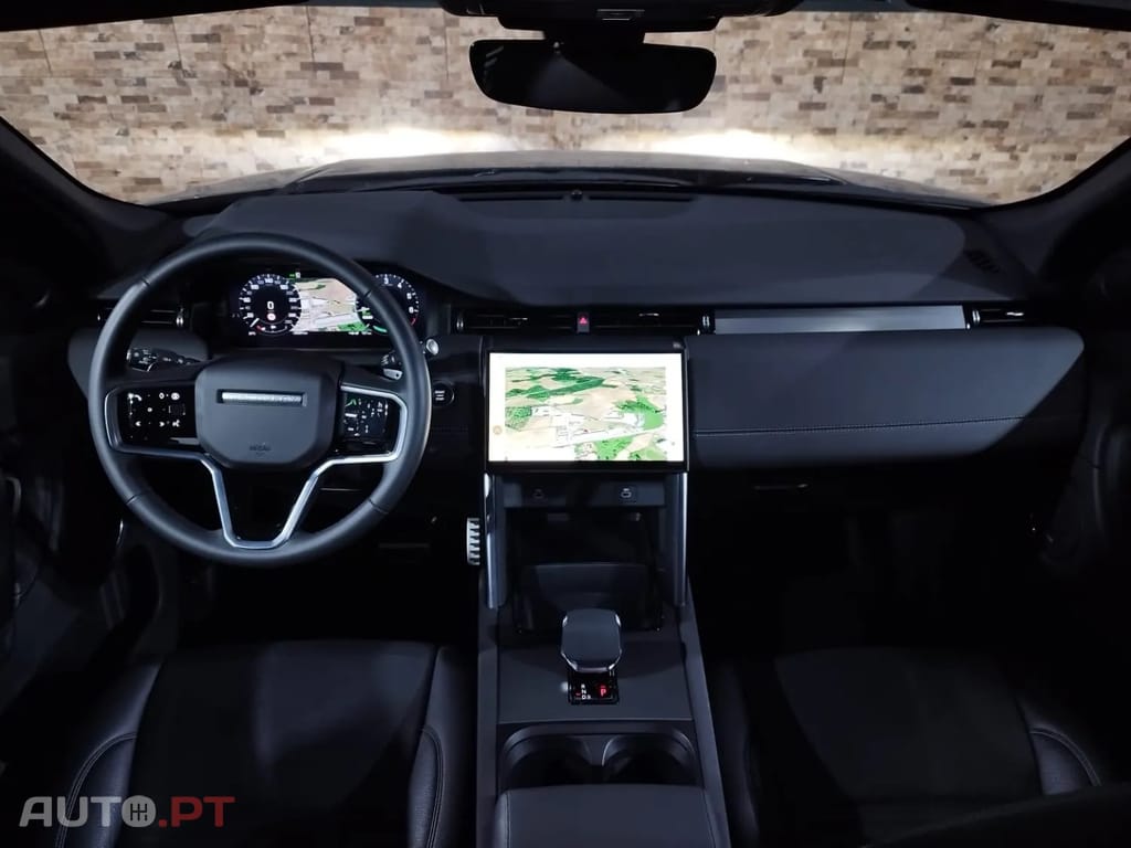Land Rover Discovery Sport 1.5 I3 P300e AWD R-Dynamic HSE — fotografia 11