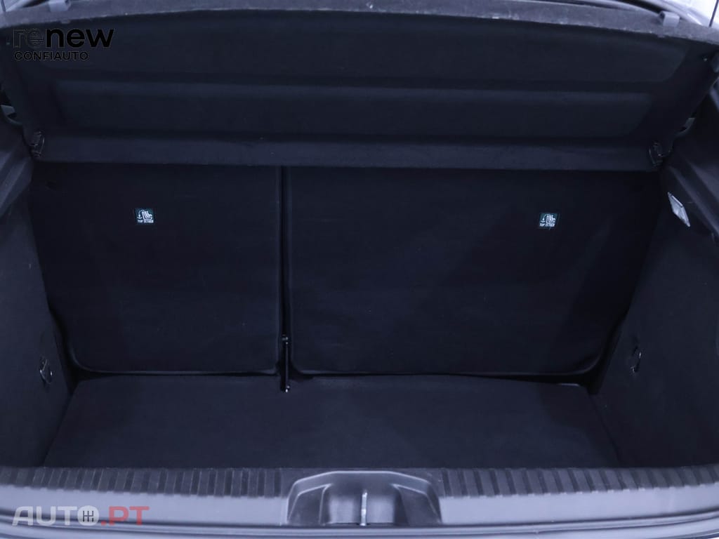 Renault Clio 1.0 Tce Evolution Bi-fuel — fotografia 12