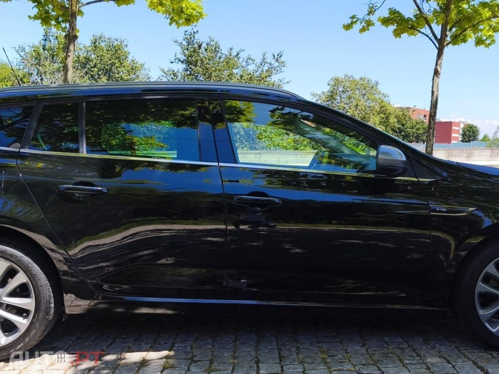 Renault Mégane Sport Tourer 1.5 Blue dCi GT Line