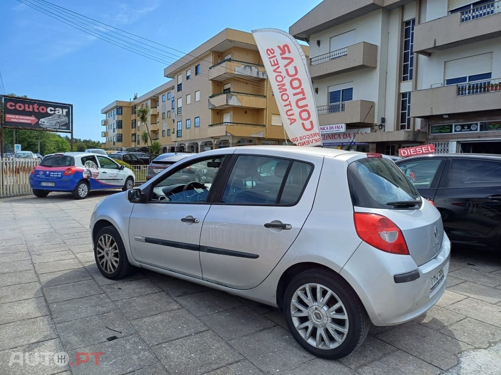 Renault Clio 1.2 16V Rip Curl