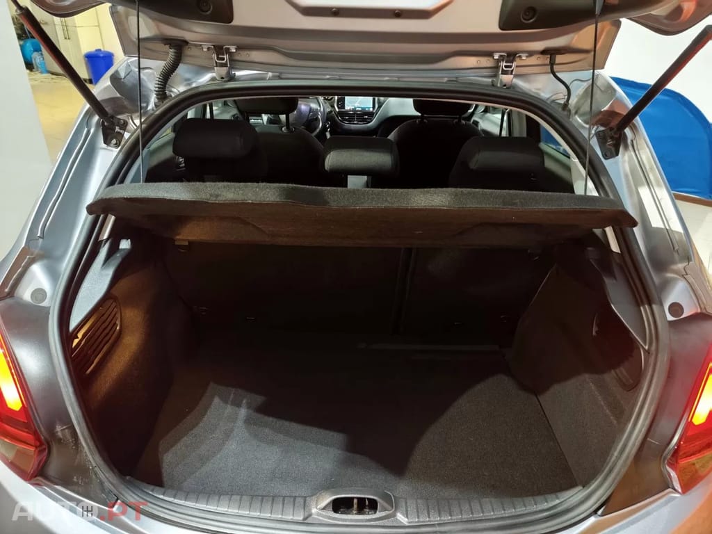 Peugeot 208 PureTech 110 Stop & Start EAT6 Tech Edition