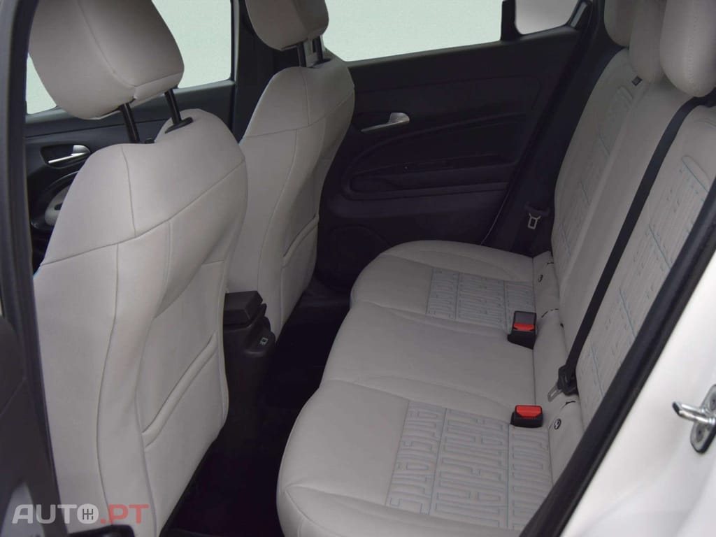 Fiat 600 1.2 Hybrid La Prima