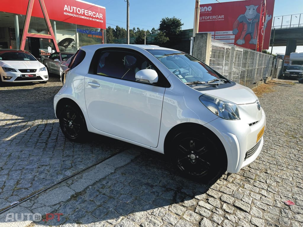 Toyota iQ IQ