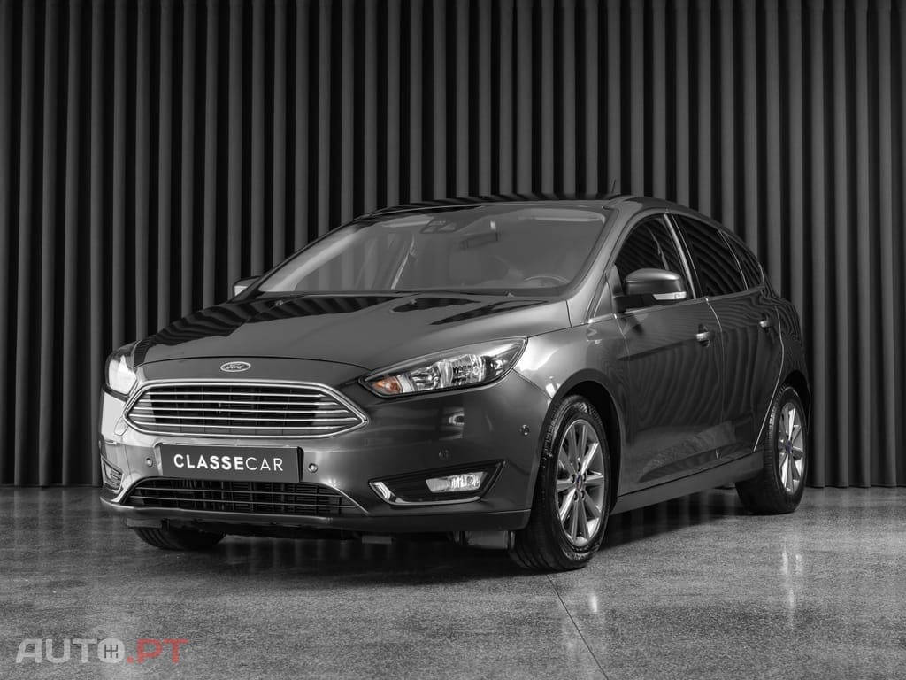 Ford Focus 1.0 EcoBoost S&S TITANIUM