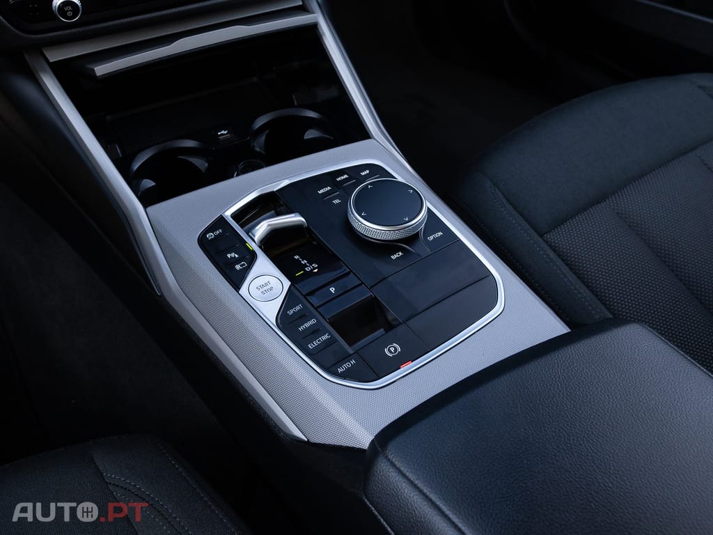 BMW 320 e Auto