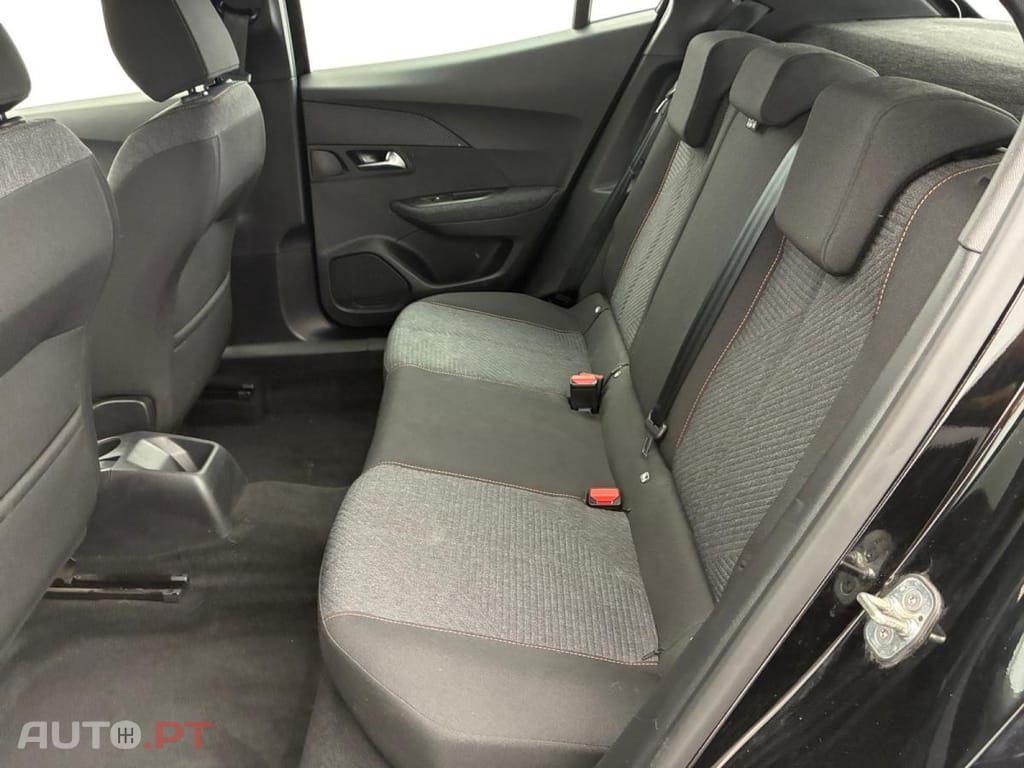 Peugeot 2008 1.2 PureTech Style