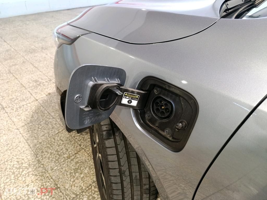 Kia Ceed 1.6 GDi PHEV Drive 6DCT