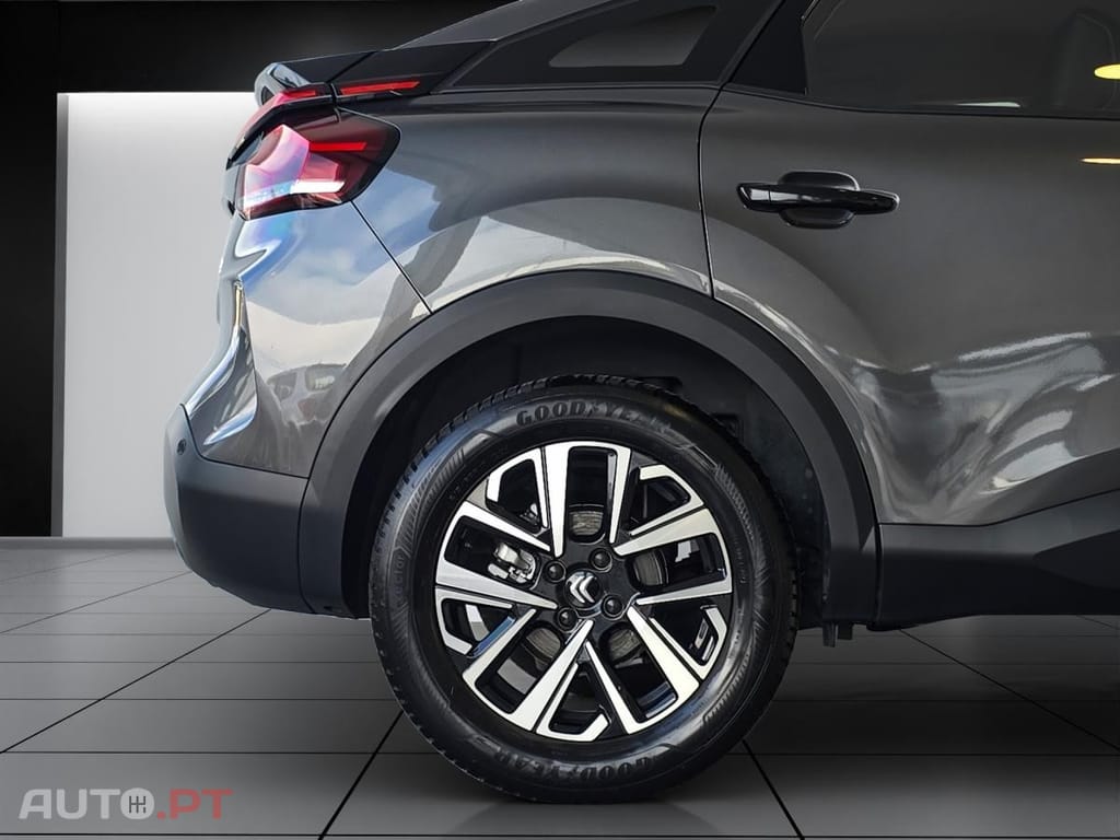 Citroen C4 BlueHDi 130 Stop&Start EAT8 SHINE