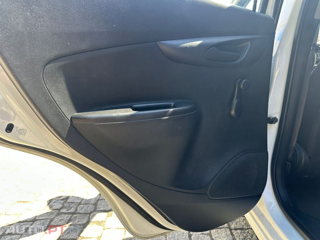 Opel Karl 1.0 Rocks
