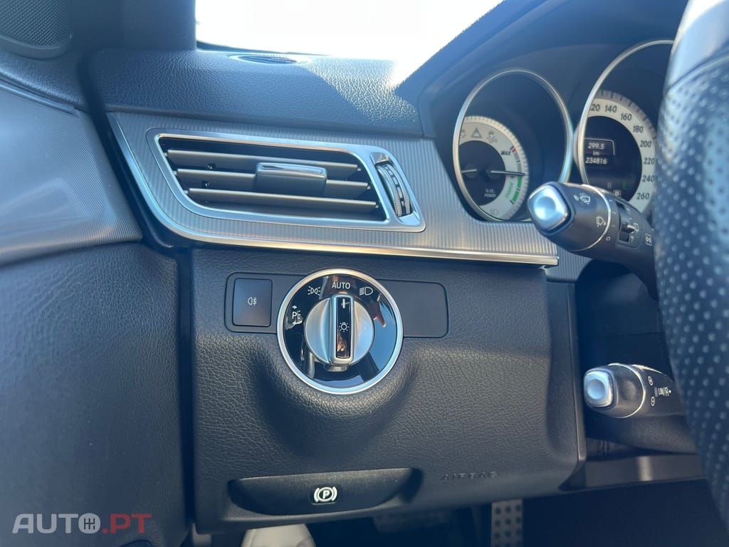 Mercedes-Benz E 300 BlueTEC Hybrid Avantgarde