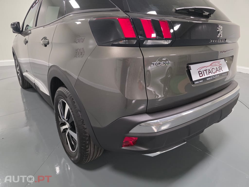 Peugeot 3008 1.5 BlueHDi Active