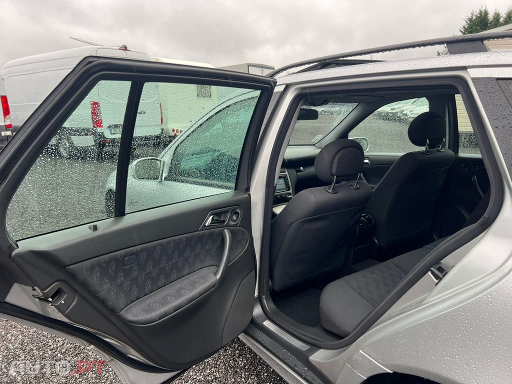 Mercedes-Benz C 220 AVANTGARDE