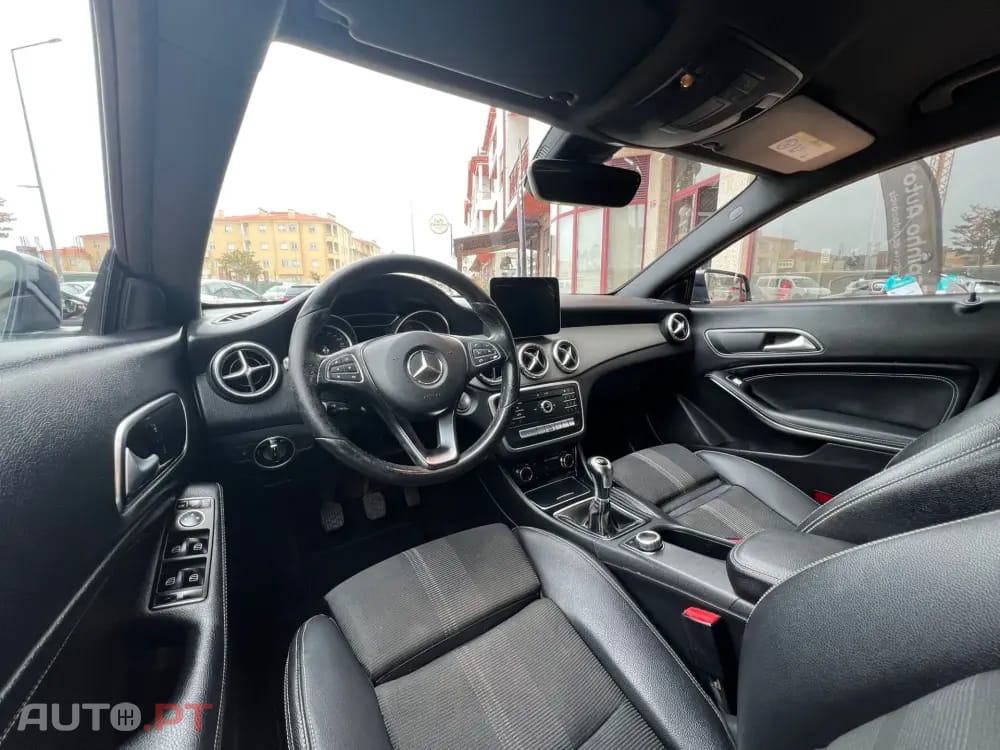 Mercedes-Benz CLA 180 d Urban