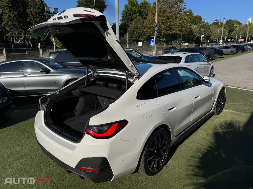 BMW i4 eDrive40 Pack Desportivo M