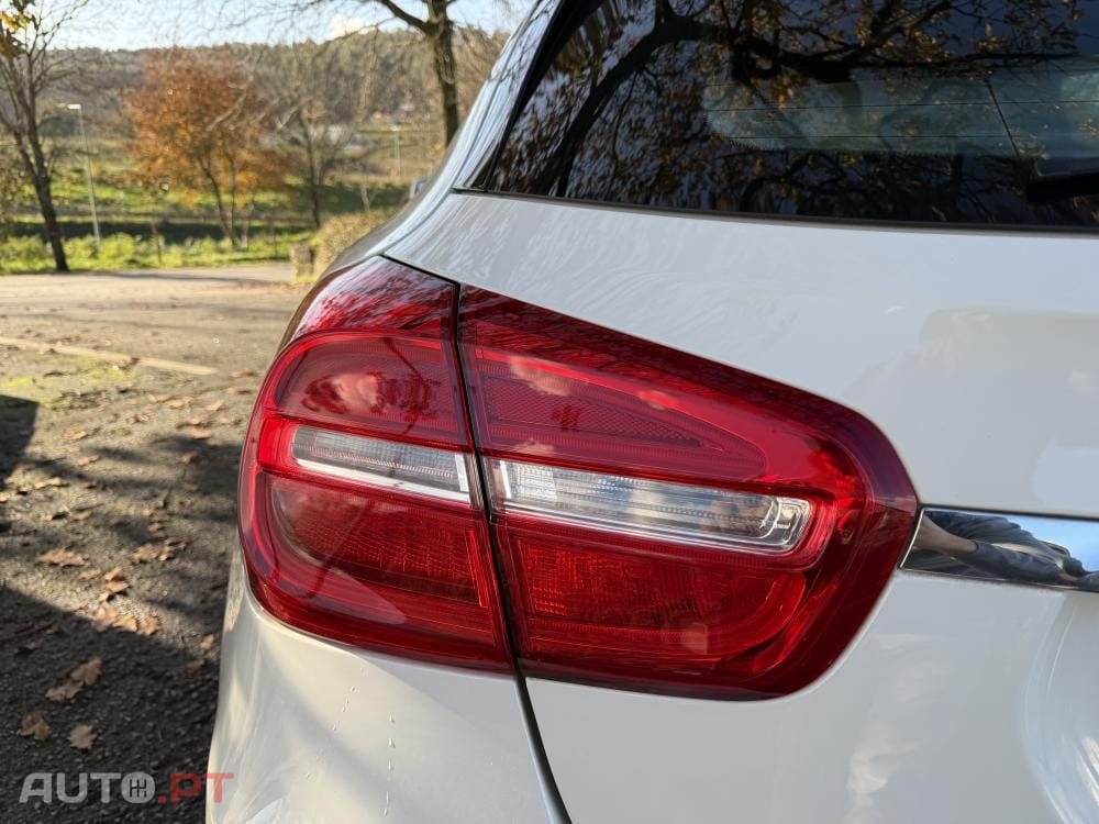 Mercedes-Benz GLA 180 d AMG Line