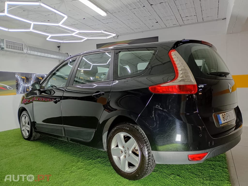 Renault Grand Scénic 1.5 dCi Dynamique S 7L