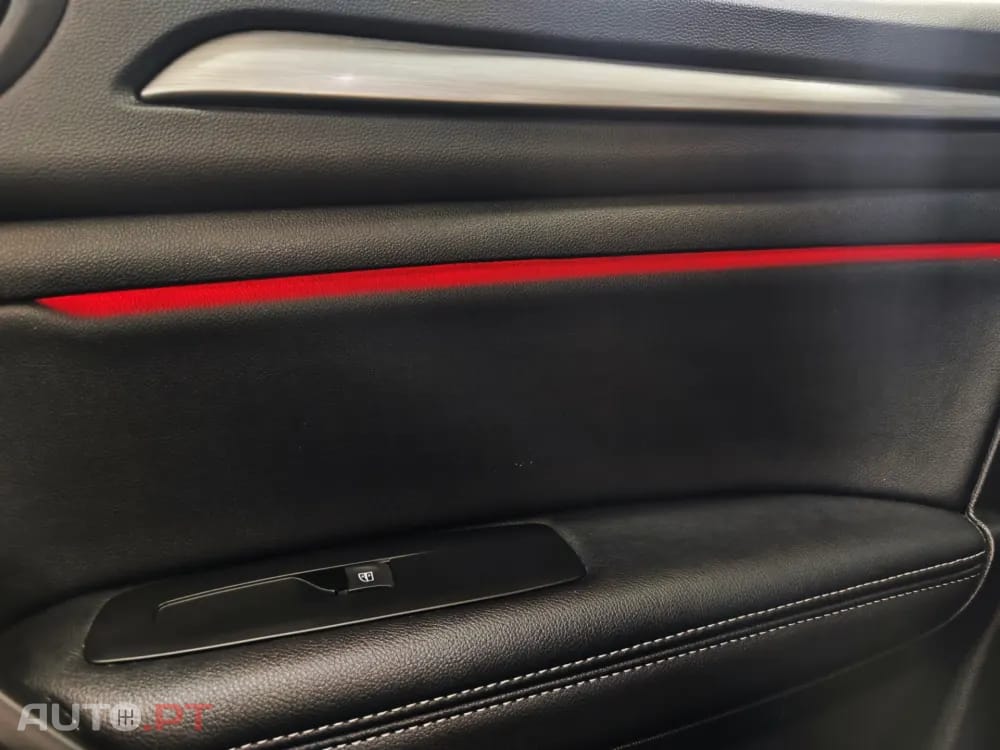 Renault Mégane 1.3 TCe Limited J17