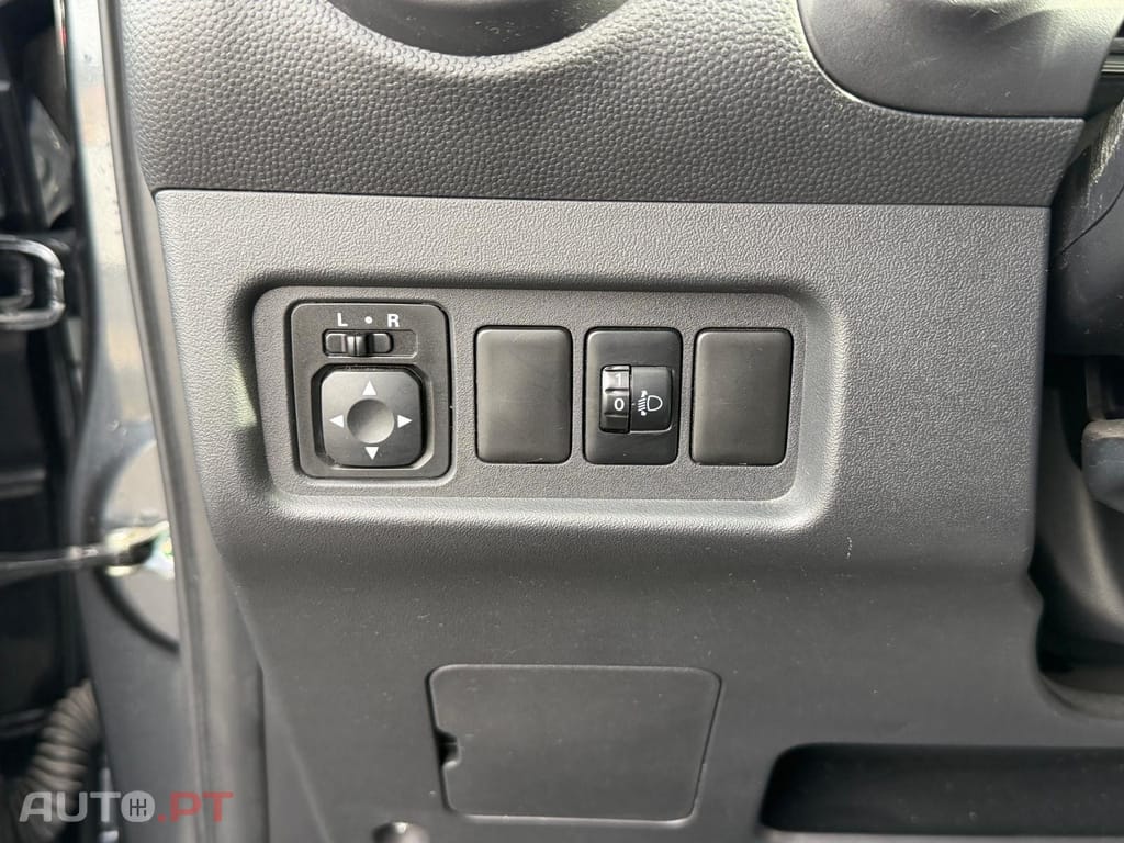 Mitsubishi Space Star 1.2 Intense Connect Edition