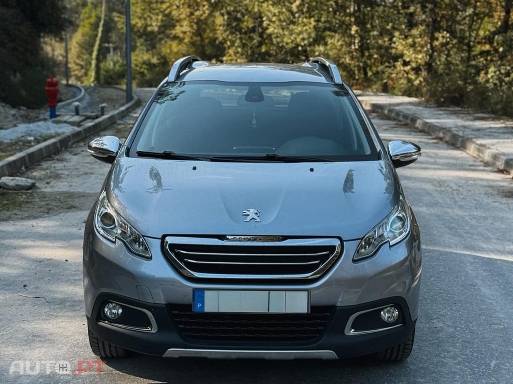 Peugeot 2008 1.2 PureTech Allure