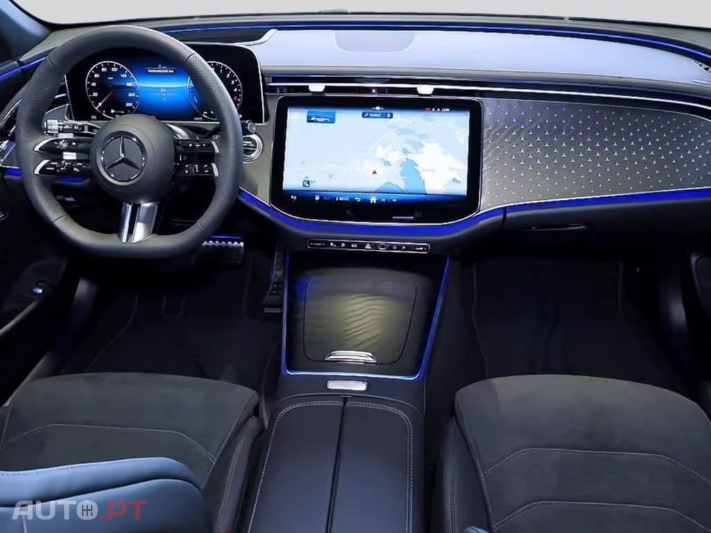 Mercedes-Benz E 300 I.V.A DEDUTIVEL de T AMG NIGHT