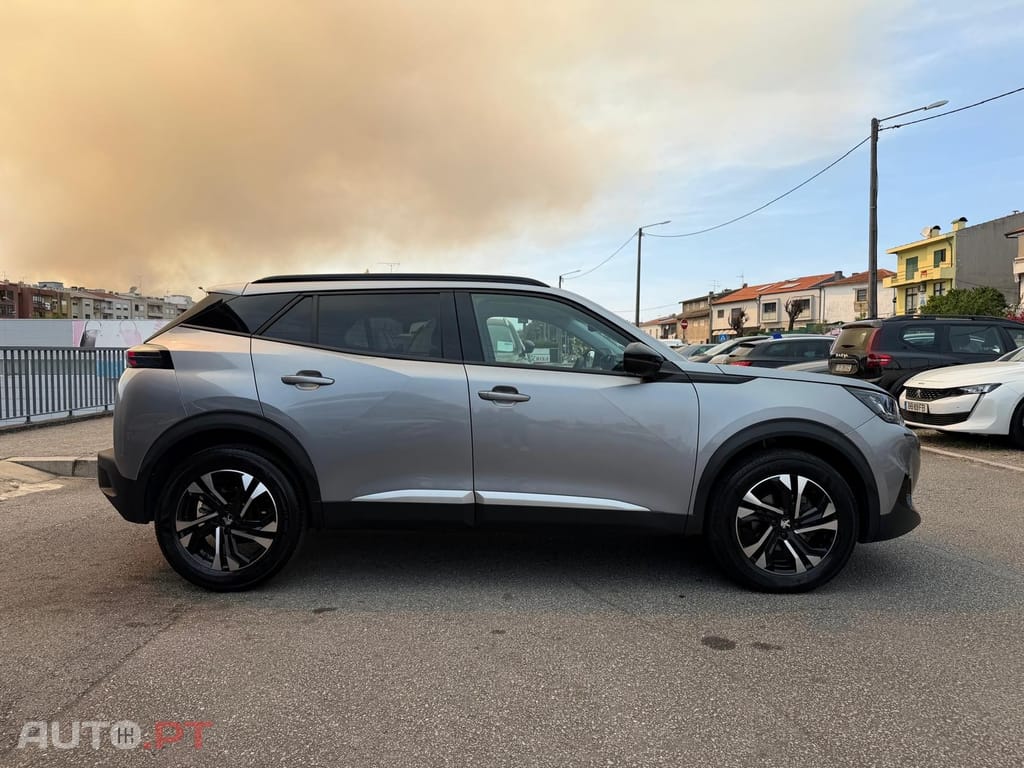 Peugeot 2008 1.2 PureTech Allure