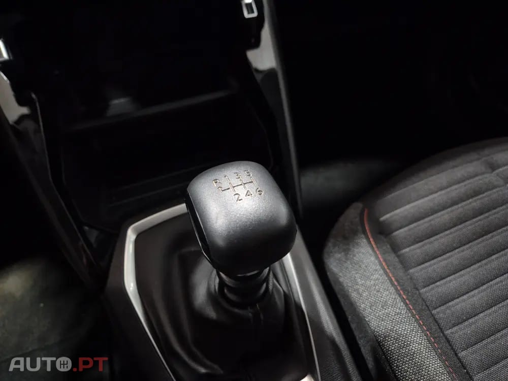 Peugeot 2008 1.5 BlueHDi Active