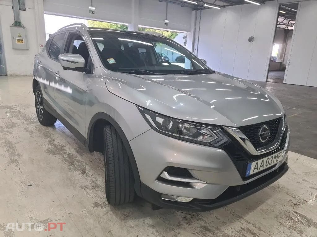 Nissan Qashqai 1.5 dCi N-Connecta J18