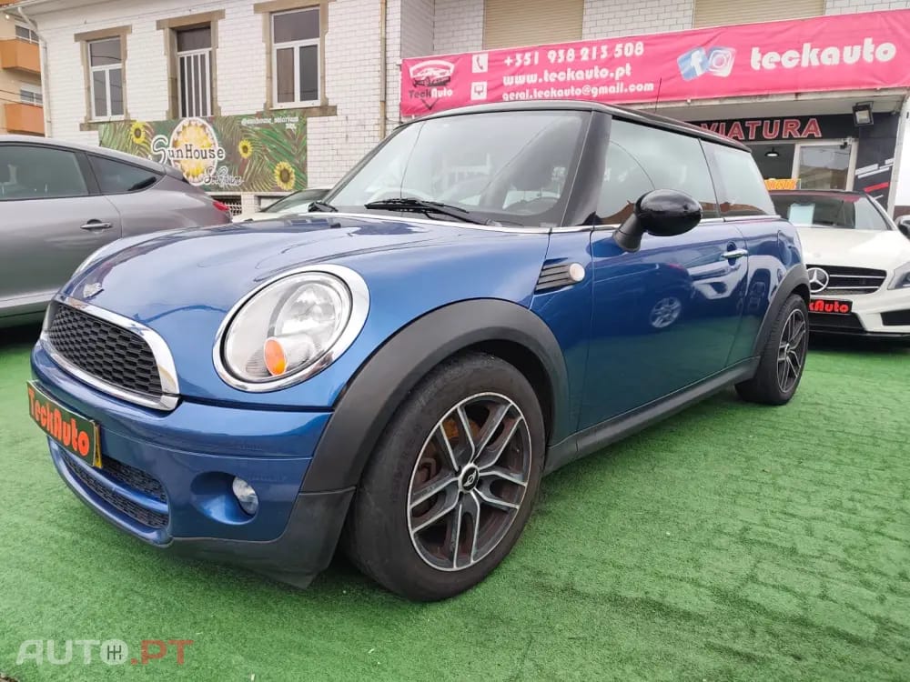 MINI Cooper Cooper D