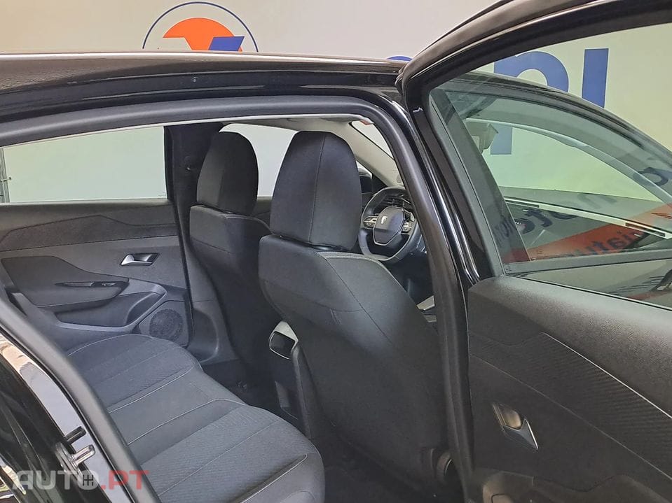 Peugeot 308 1.5 BlueHDi Active Pack EAT8