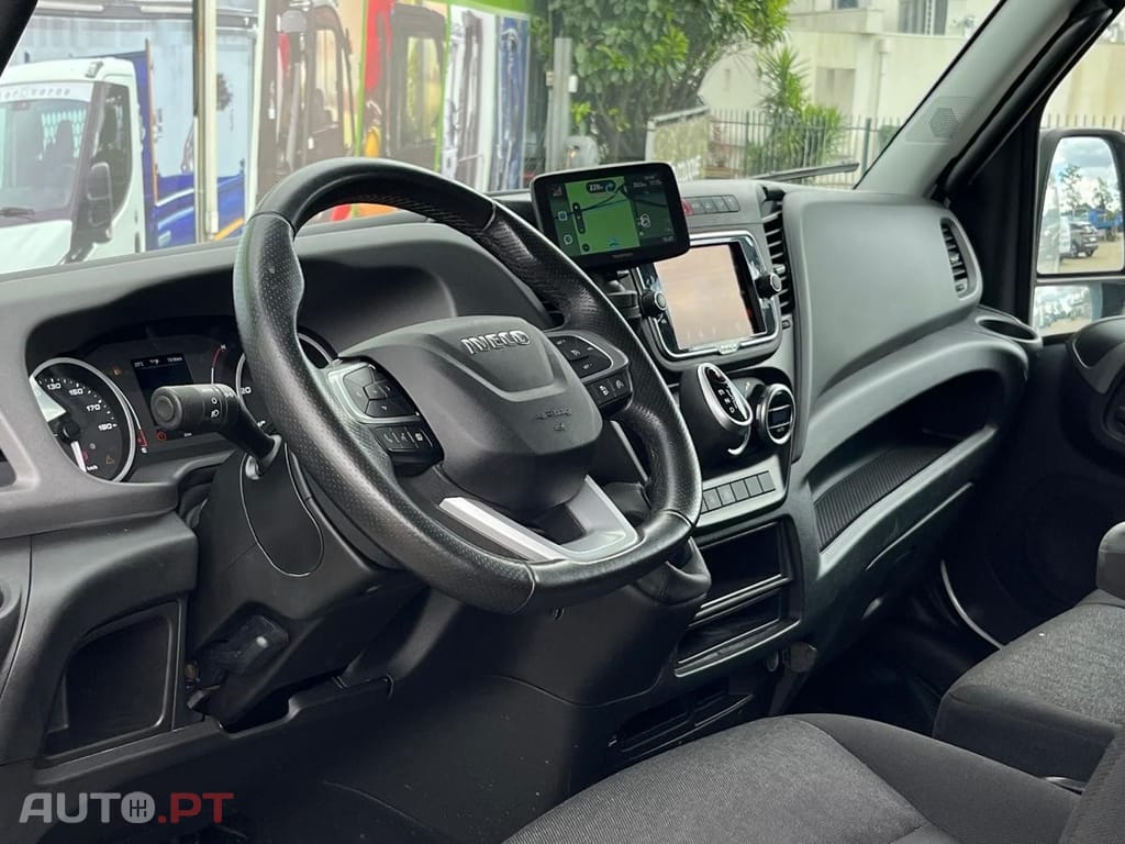 Iveco Daily 35 - 180 CAIXA AUTOMATICA
