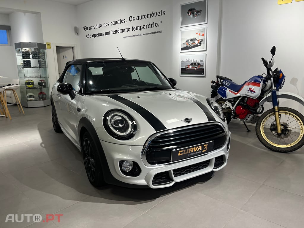 MINI Cabrio Cooper Premium Extra JCW Auto