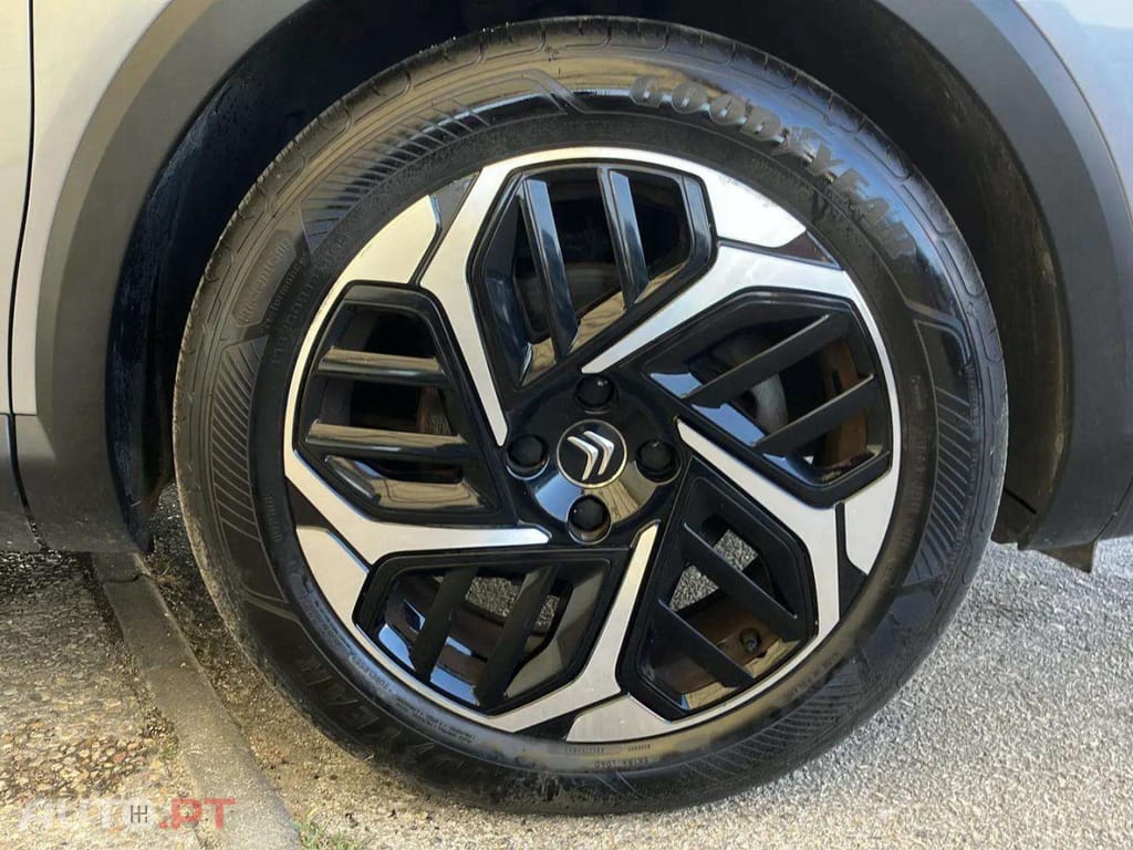 Citroen C4 1.5 BlueHDi Shine EAT8