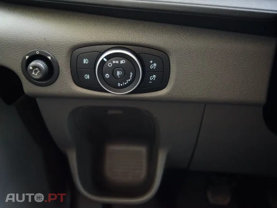 Ford Transit 350 L4 2.0 EcoBlue CD Trend
