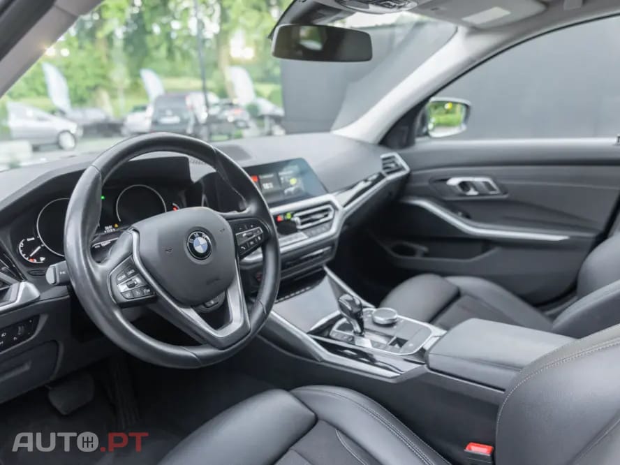 BMW 320 PACK M - LOOK M3