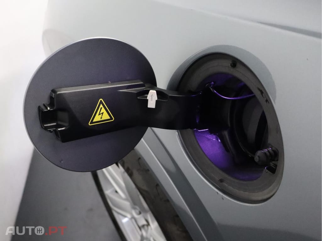 Volvo XC90 T8 Phev Momentum 4WD
