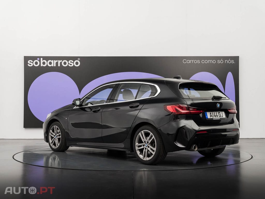 BMW 118 i Pack Desportivo M Auto
