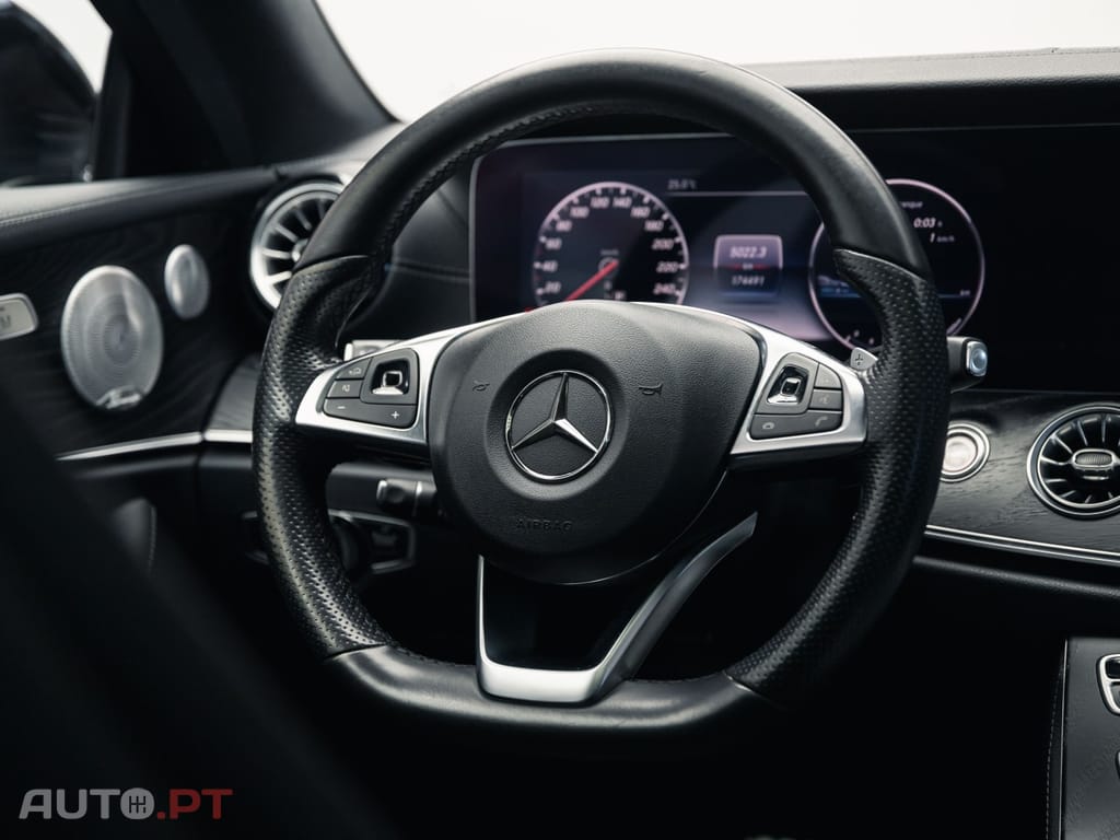 Mercedes-Benz E 220 d AMG Line