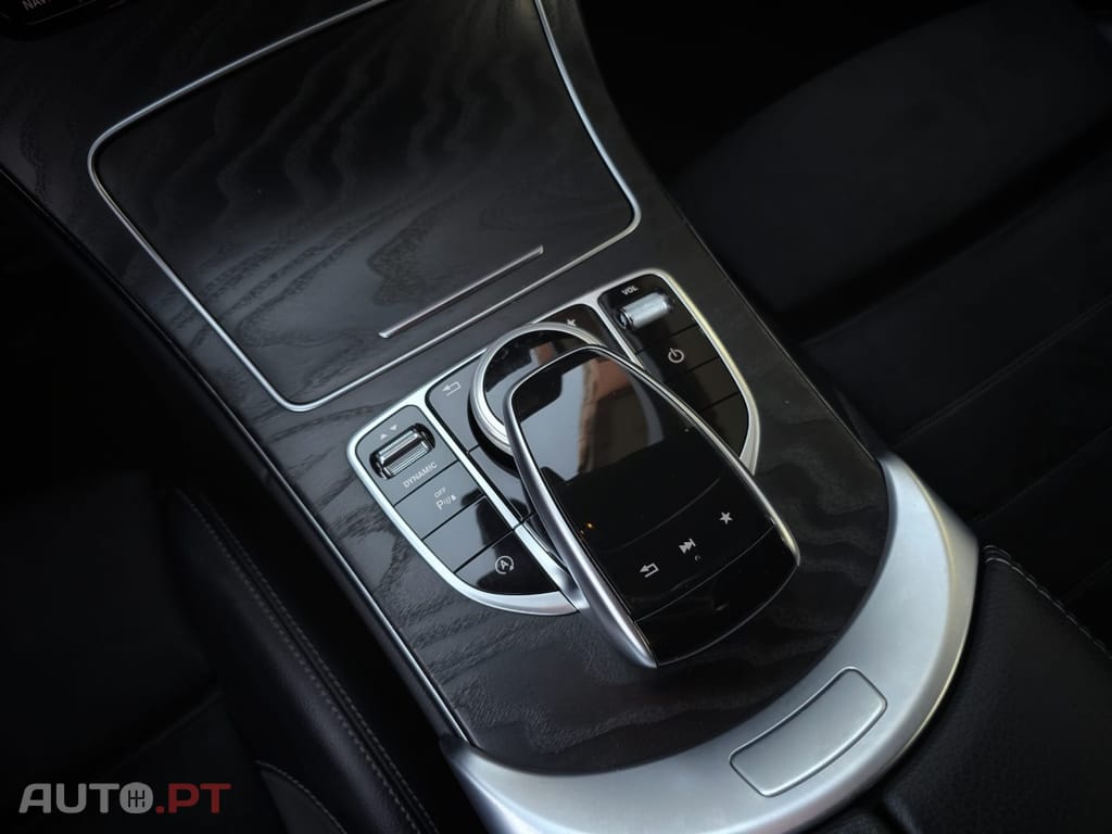 Mercedes-Benz C 220 d Coupe 9G-TRONIC AMG Line