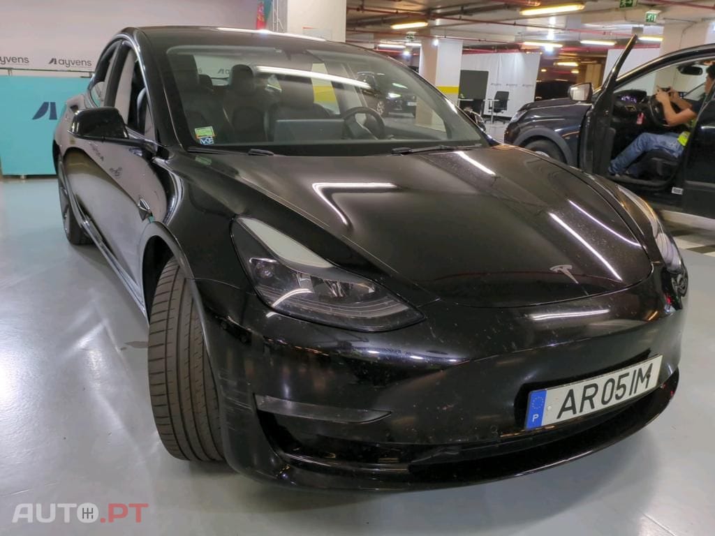 Tesla Model 3 Long-Range Dual Motor AWD