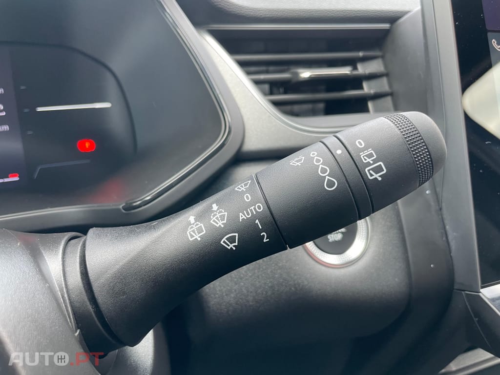 Renault Captur 1.0 TCe Techno Bi-Fuel