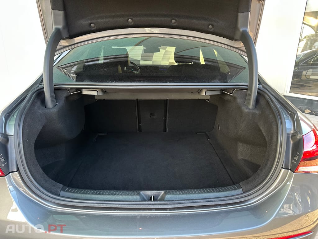 Mercedes-Benz A 180 d AMG Line Aut.
